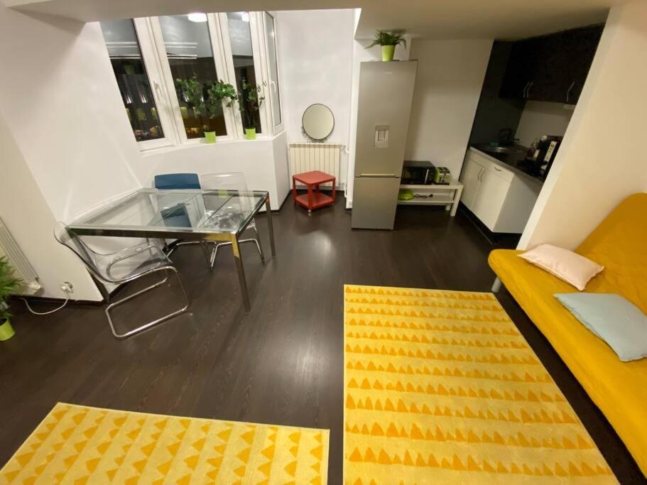 Green Apartment 43 Бухарест Экстерьер фото